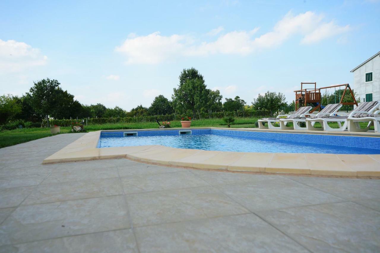 Ferienhaus Tomic Nedeščina Extérieur photo