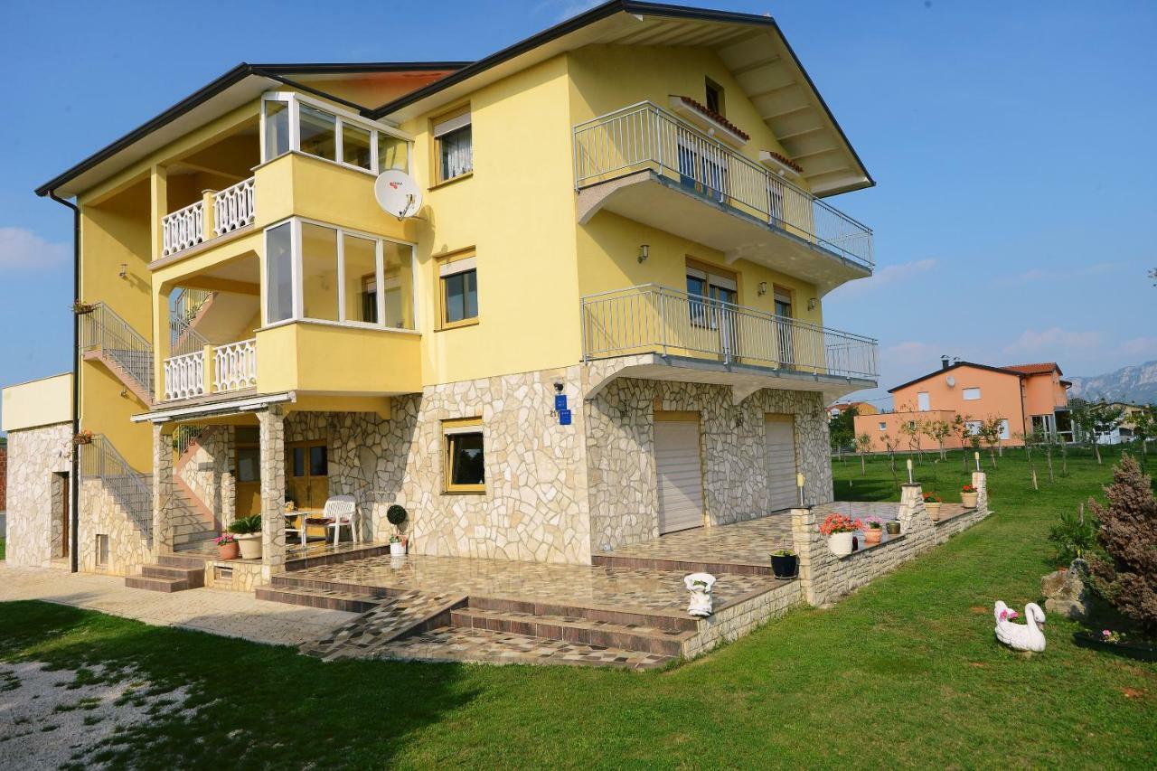Ferienhaus Tomic Nedeščina Extérieur photo