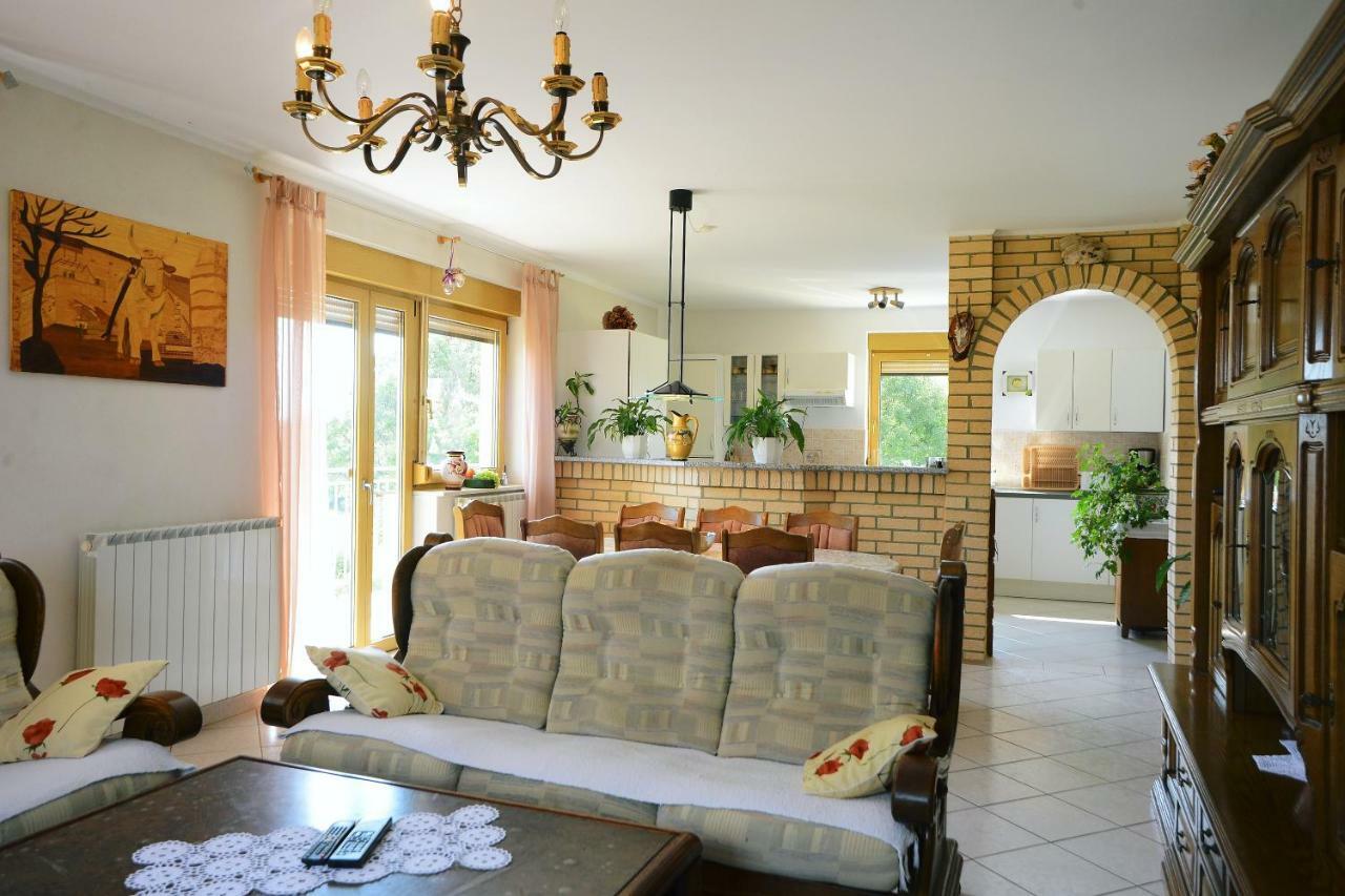 Ferienhaus Tomic Nedeščina Extérieur photo