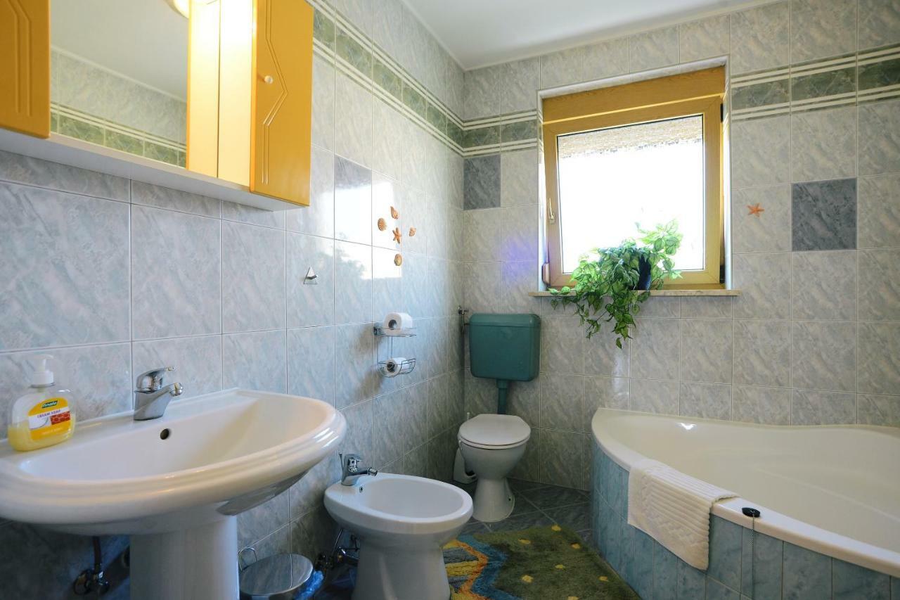 Ferienhaus Tomic Nedeščina Extérieur photo