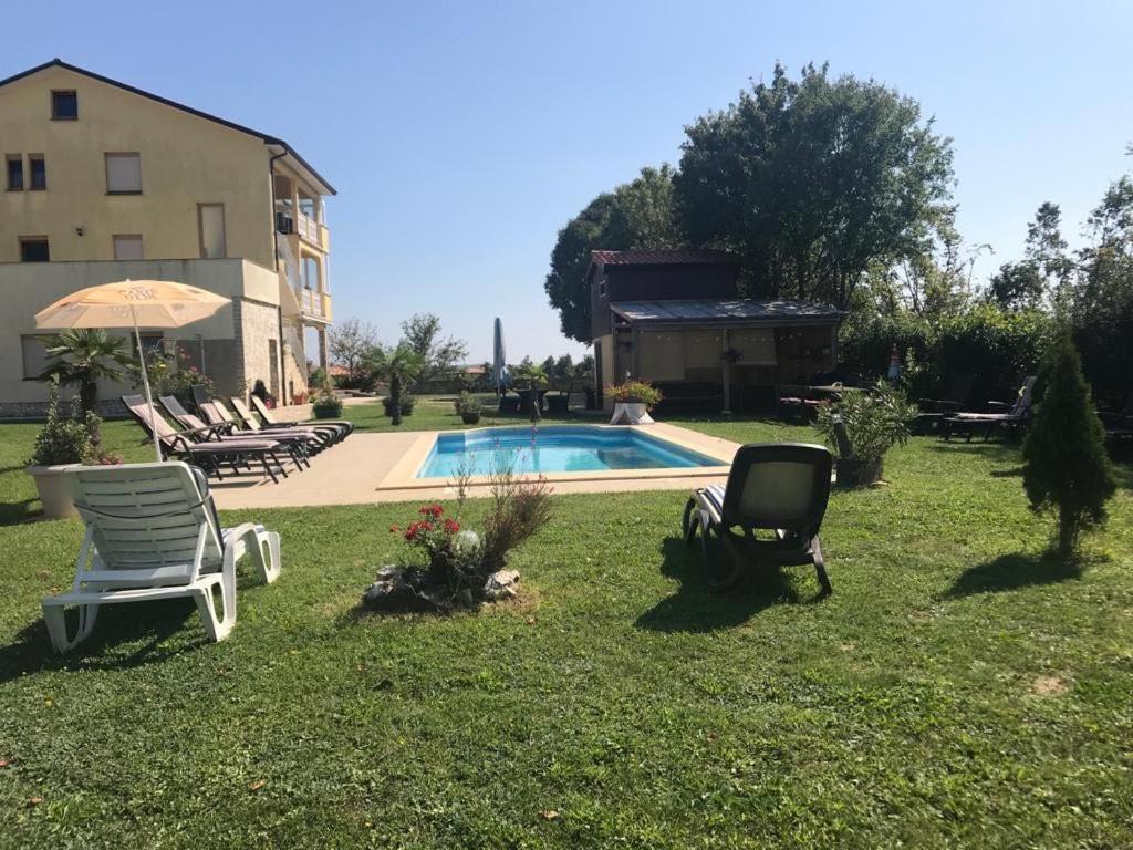Ferienhaus Tomic Nedeščina Extérieur photo